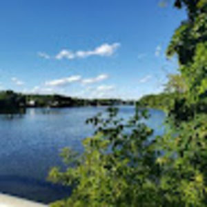 Meet your Posher, Eva